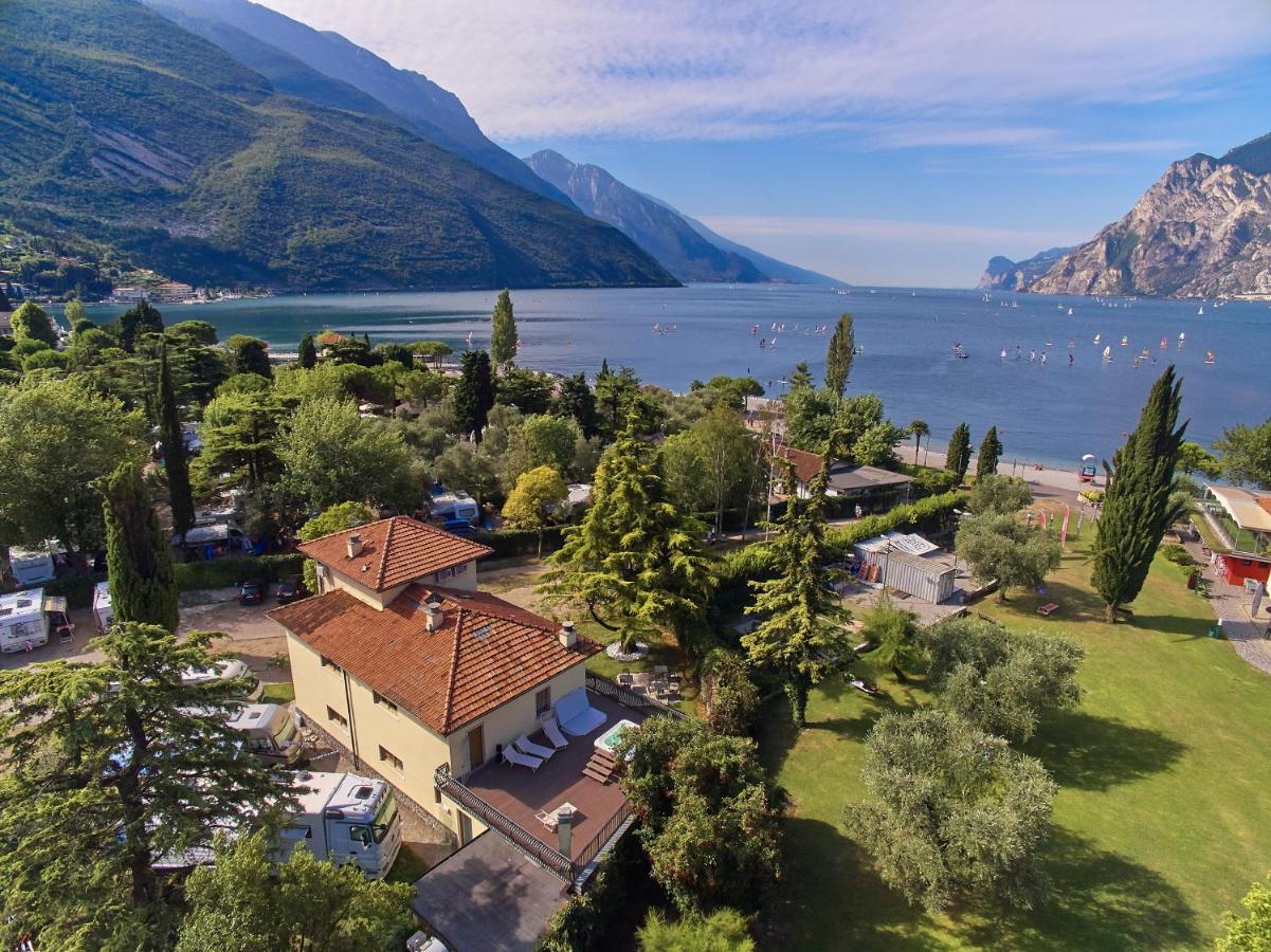 Villa Torbole Torbole Sul Garda ภายนอก รูปภาพ