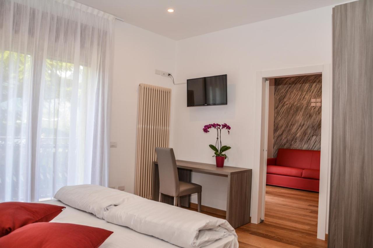 Villa Torbole Torbole Sul Garda ภายนอก รูปภาพ