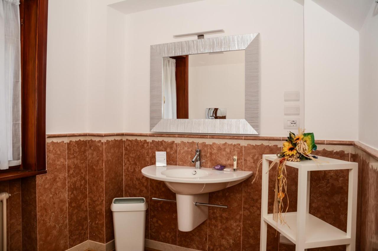Villa Torbole Torbole Sul Garda ภายนอก รูปภาพ