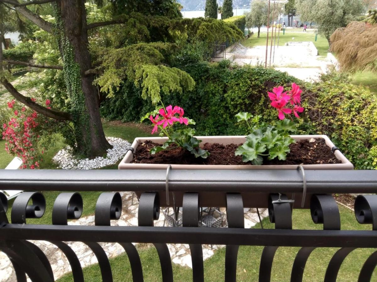 Villa Torbole Torbole Sul Garda ภายนอก รูปภาพ