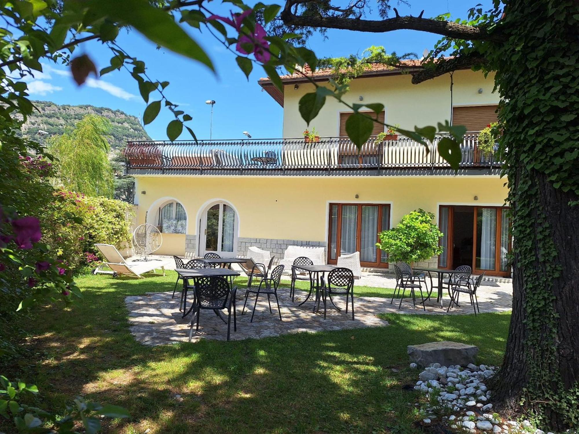 Villa Torbole Torbole Sul Garda ภายนอก รูปภาพ